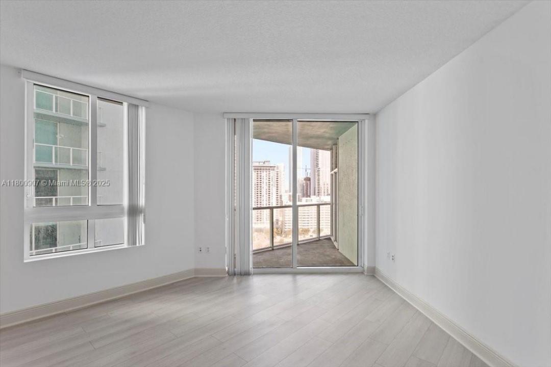 1900 N Bayshore Dr 1810, Miami, Florida 33132, Estados Unidos