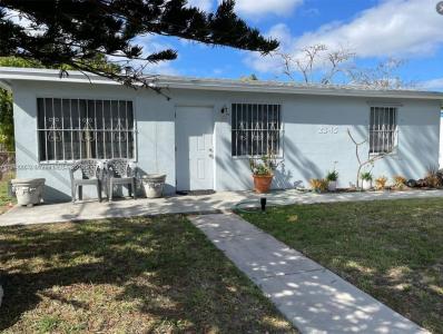 2345 NW 14th Ct, Fort Lauderdale, Florida 33311, USA