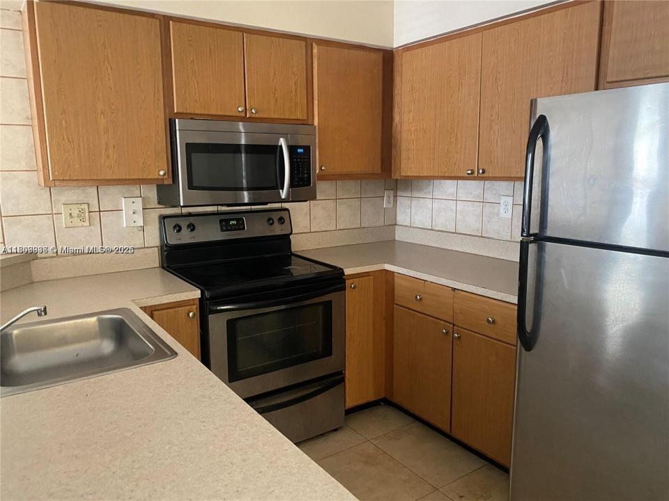 2445 SW 18th Ter 401, Fort Lauderdale, 플로리다 33315, 미국