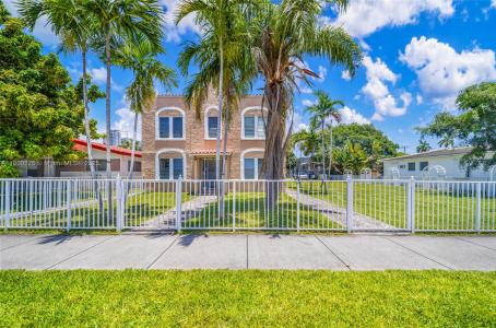 1621 Van Buren St 1-11, Hollywood, Florida 33020, USA