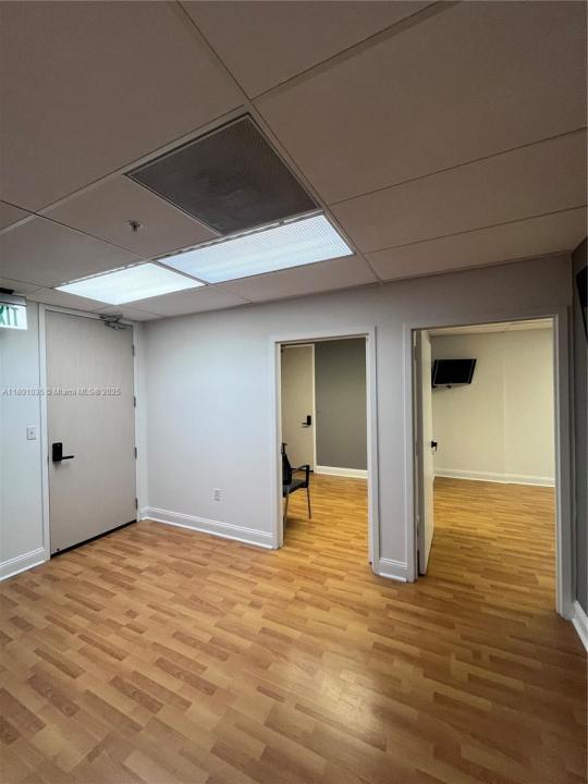 1110 Brickell Ave 605A, Miami, Флорида 33131, Соединенные Штаты