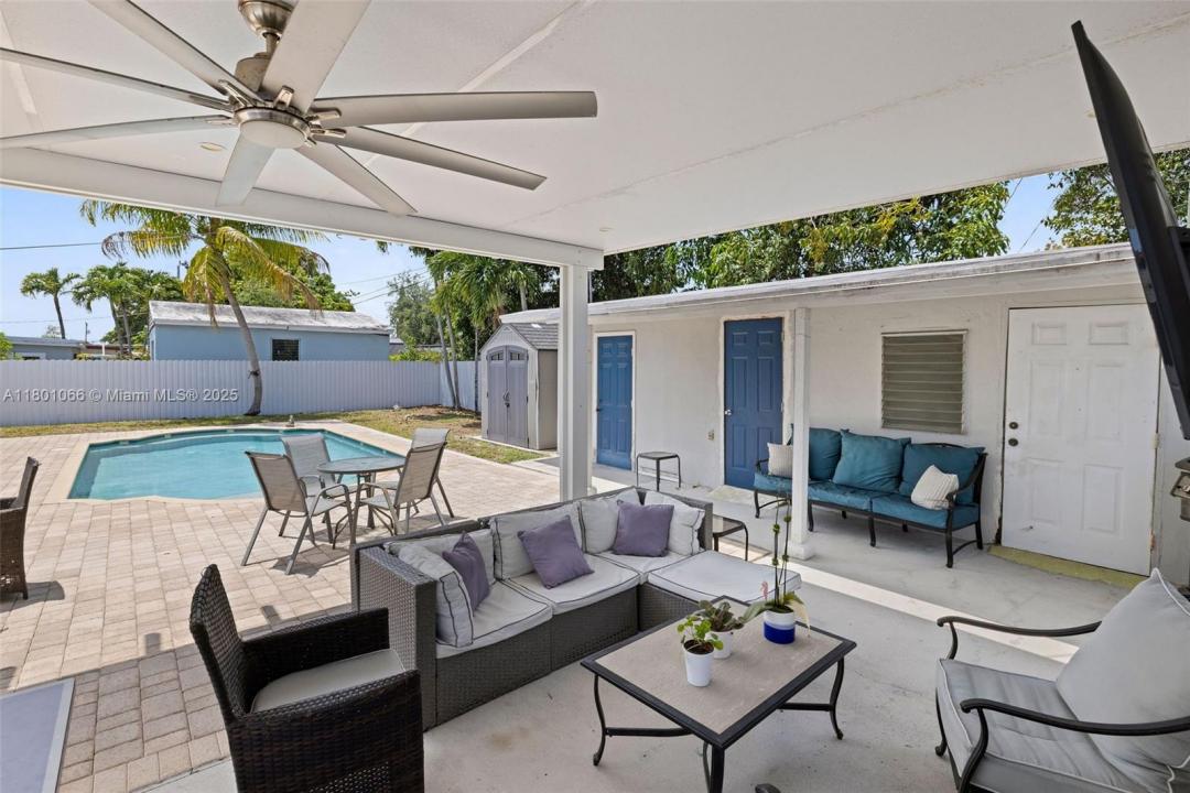 6811 SW 5th Ter, Miami, Florida 33144