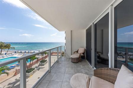 2751 S Ocean Dr 403S, Hollywood, Florida 33019, USA