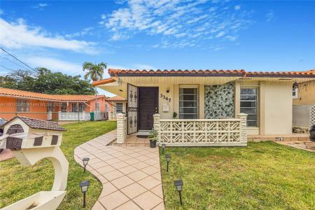 3347 SW 24th St, Miami, Florida 33145, USA