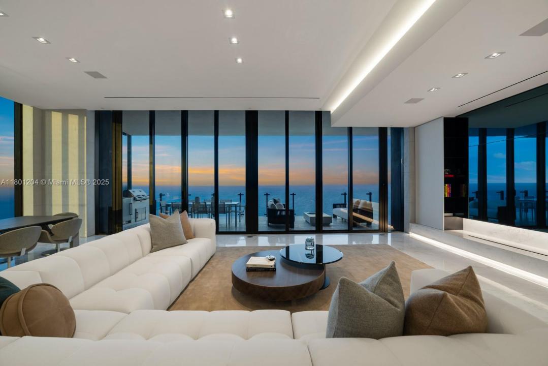17141 Collins Ave 2801, Sunny Isles Beach, Floride 33160, États-Unis