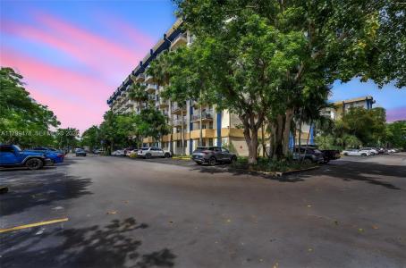 801 NW 47th Ave 118W, Miami, フロリダ 33126, アメリカ合衆国