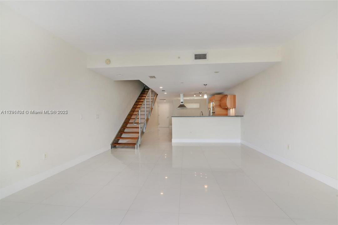 2950 NE 188th St 441, Aventura, Florida 33180