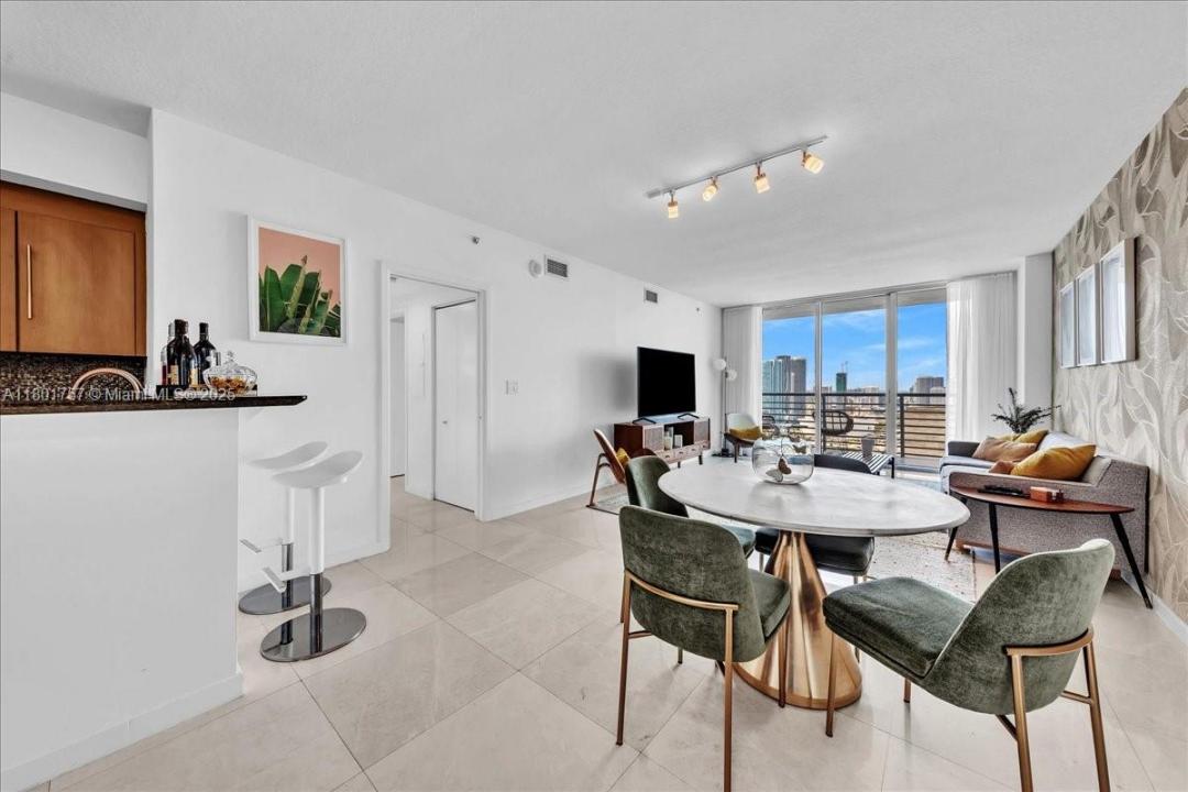 335 S Biscayne Blvd 4000, Miami, Flórida 33131, Estados Unidos