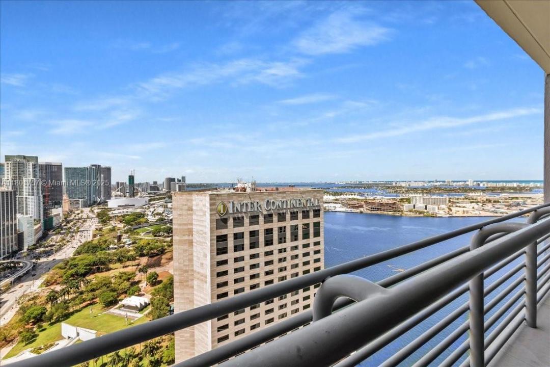 335 S Biscayne Blvd 4000, Miami, Flórida 33131, Estados Unidos