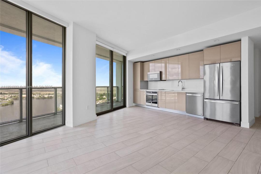 2000 Metropica Way 2504, Sunrise, 플로리다 33323, 미국