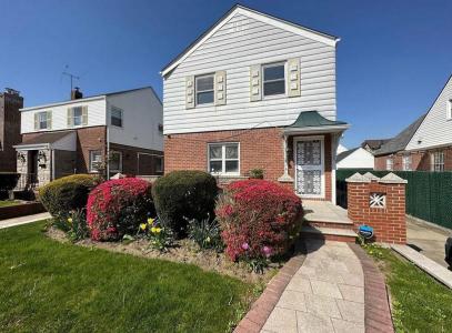 7612 175th Street, نيويورك, نيويورك 11366, الولايات المتحدة