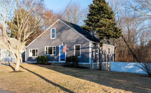 46 Hornbeam Drive, Cranston, Rhode Island 02921