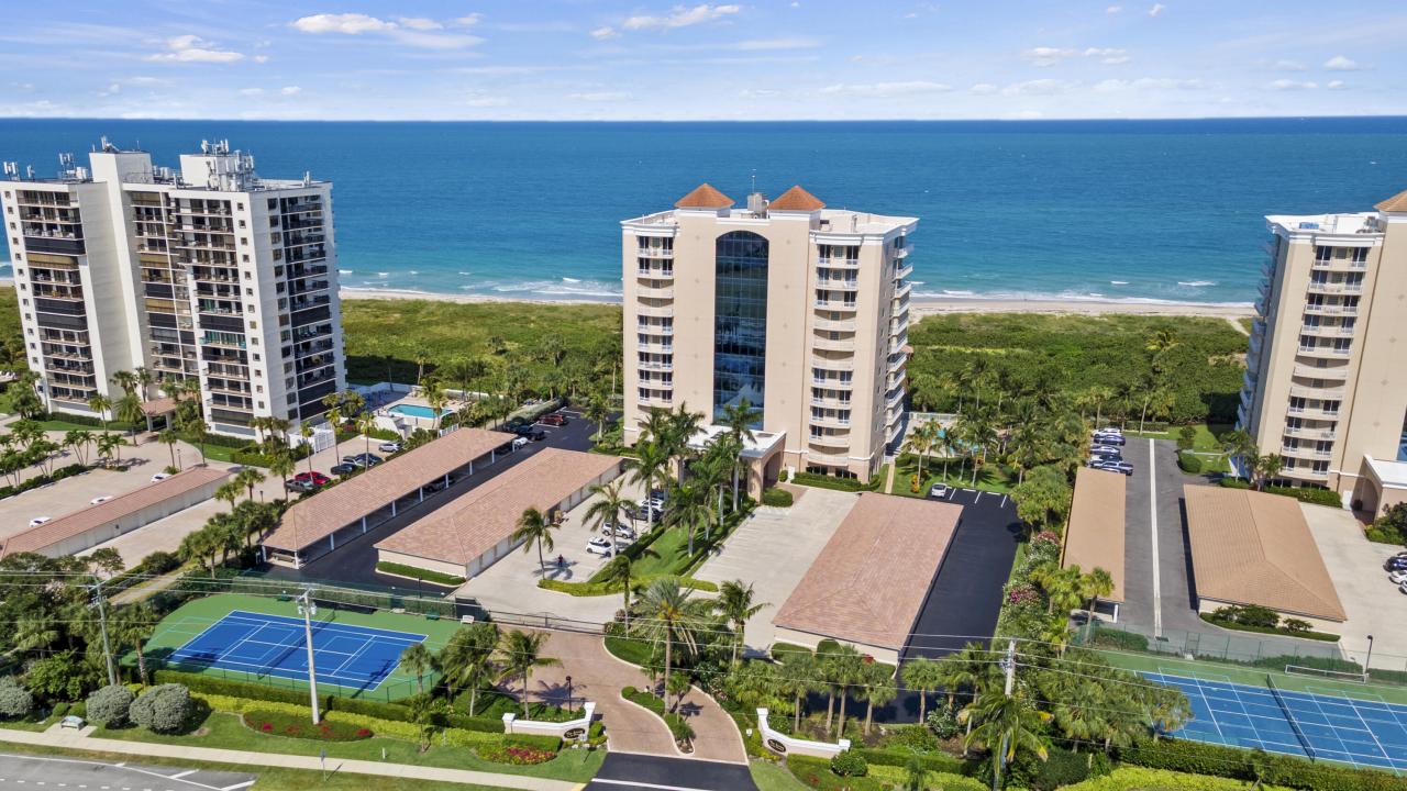 3000 N Highway A1a 10c, Hutchinson Island, Florida 34949, Estados Unidos
