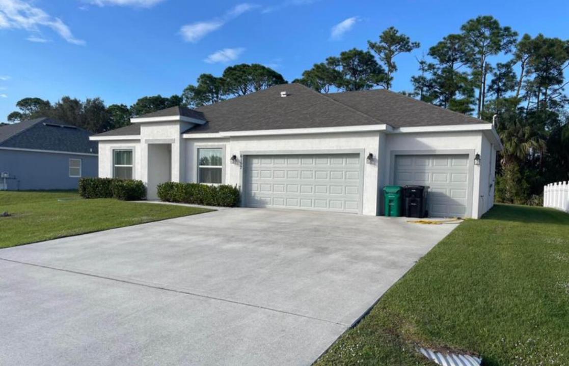 6157 NW Gatun Drive, Port Saint Lucie, Florida 34986, USA