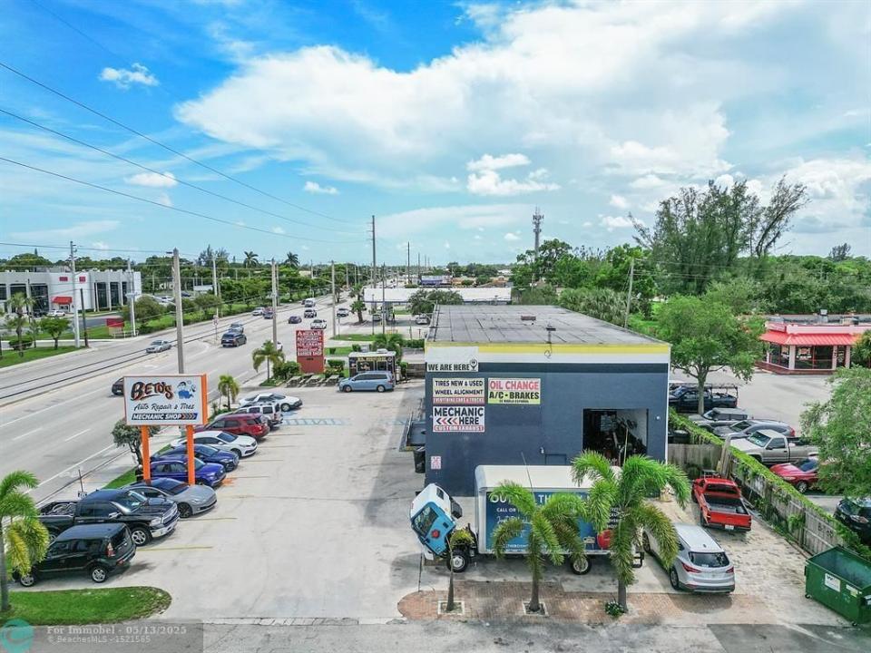 3593 S Military Trail, Lake Worth, Florida 33463