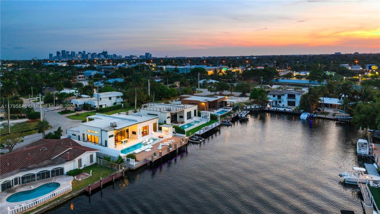 2225 NE 19th St, Fort Lauderdale, Florida 33305, Stati Uniti
