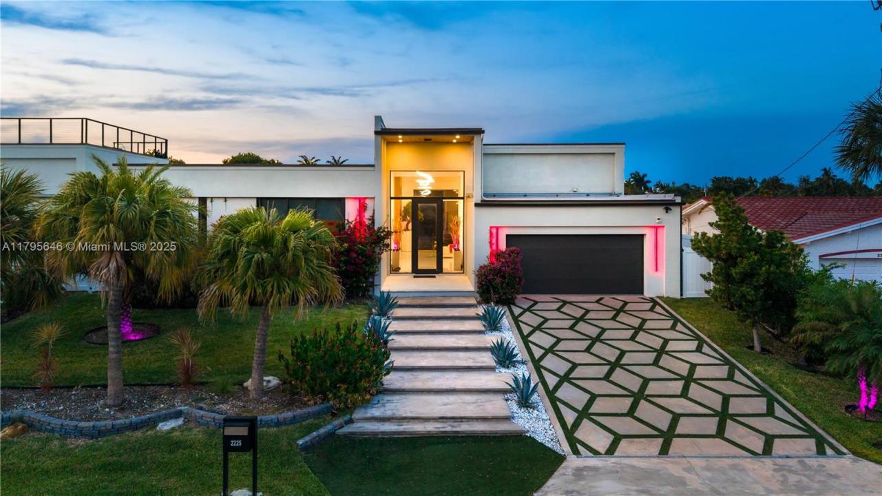 2225 NE 19th St, Fort Lauderdale, Florida 33305, Stati Uniti