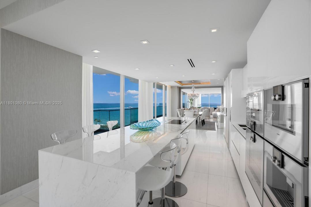 10203 Collins Ave 801, Bal Harbour, Flórida 33154, Estados Unidos