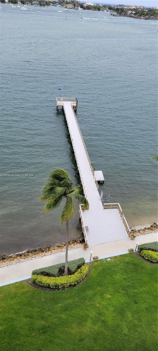 3040 Lake Shore Dr 2, Riviera Beach, Florida 33404, Stati Uniti