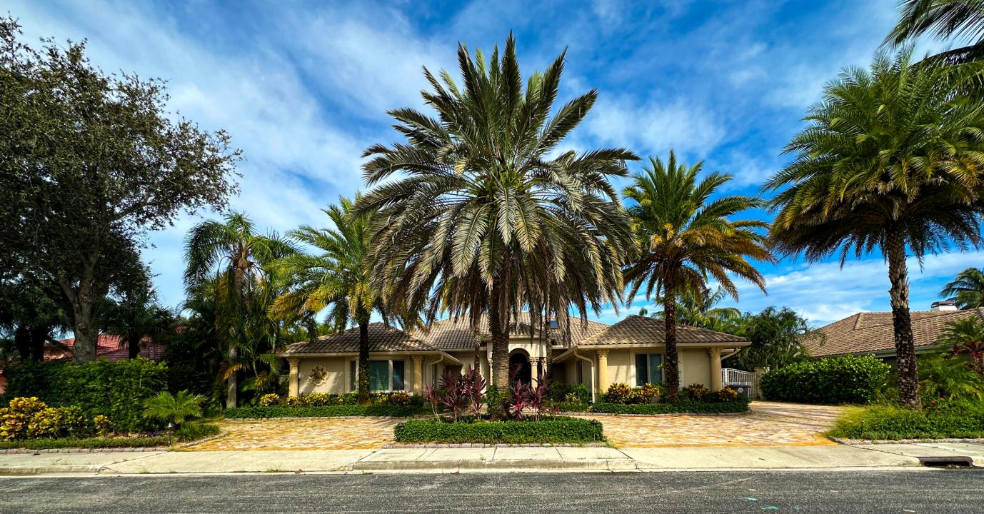 2610 Tecumseh Drive, Bear Lakes Estates, West Palm Beach, Florida 33409