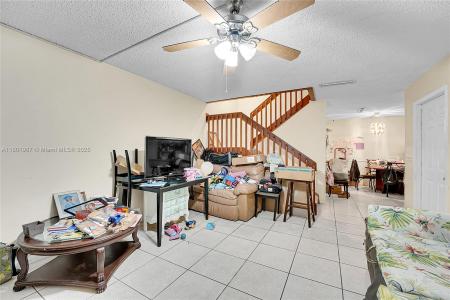 1458 N Lawnwood Cir 24, Fort Pierce, Florida 34950, USA