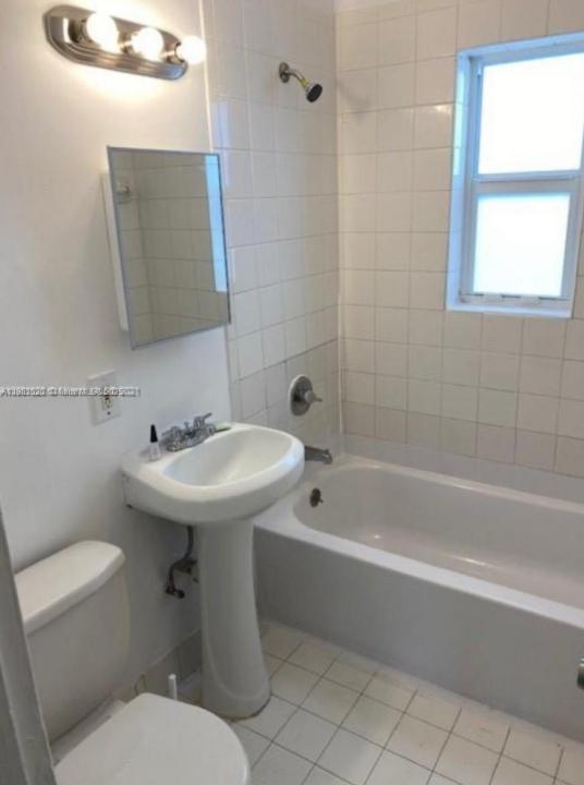 315 NW 84th Ter 315, Miami, 플로리다 33150, 미국