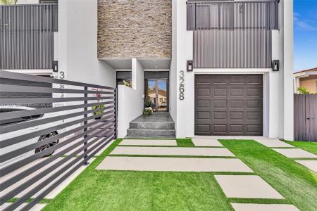 3268 SW 23rd Ter, Miami, Florida 33145, USA