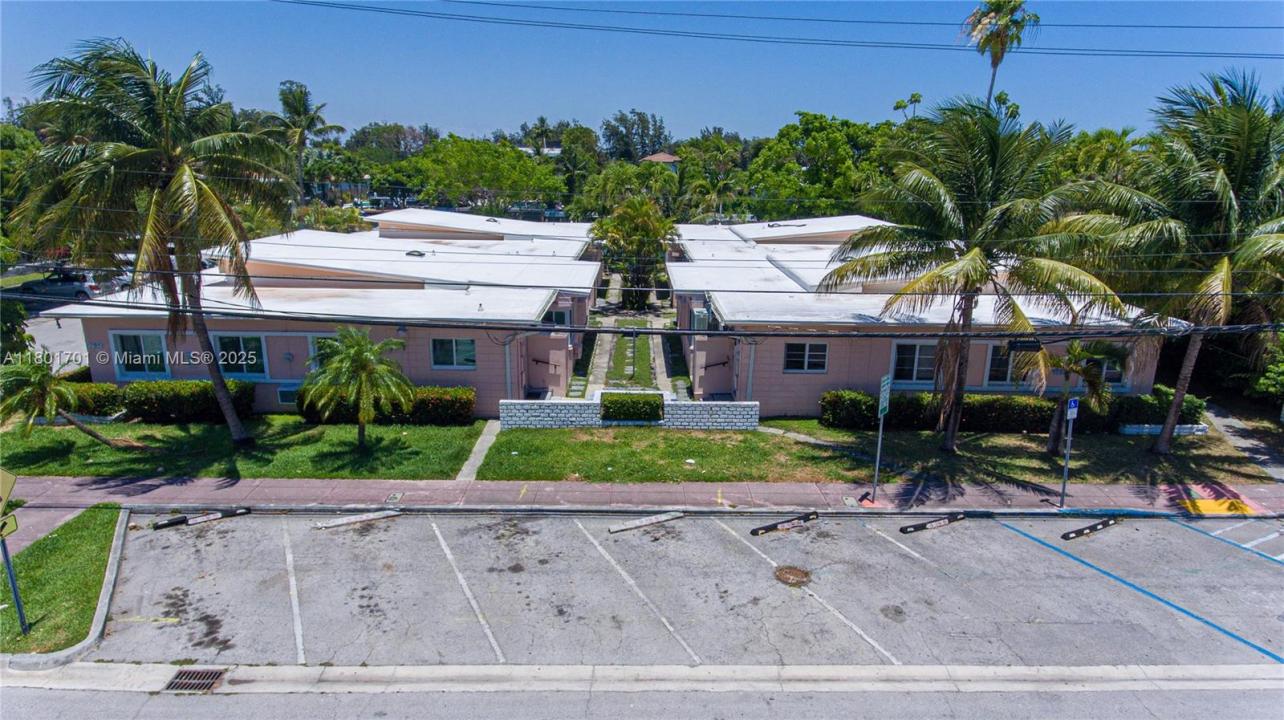 1785 Calais Dr 5, Miami Beach, Florida 33141
