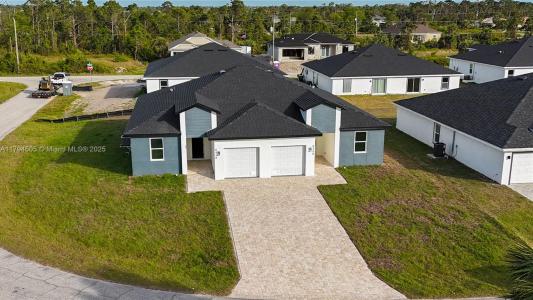 8448 Dinnano St. 8448, Other City - In The State Of Florida, Florida 33981, USA