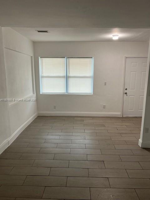 274 E 9th St 1, Hialeah, 佛罗里达州 33010, 美国