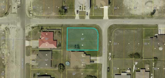 1910 NE 8th PL, Cape Coral, Florida 33909, USA