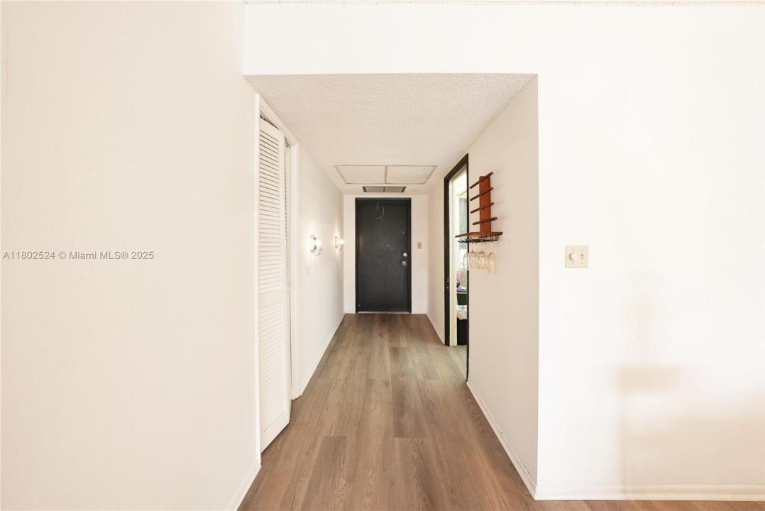 605 Oaks Dr 203, Pompano Beach, Florida 33069, Estados Unidos