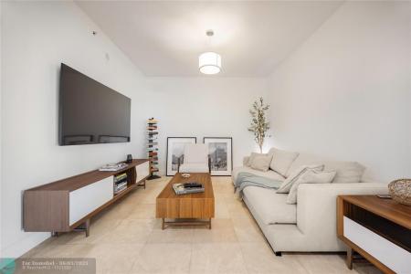 14951 Royal Oaks Ln 1109, 151 At Biscayne, North Miami, Florida 33181