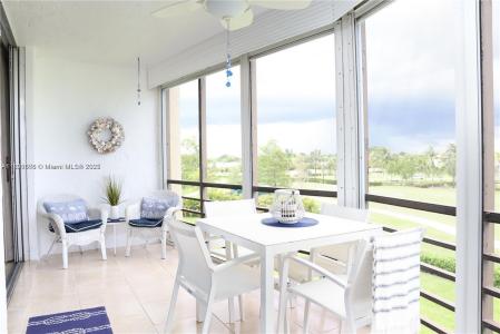 23099 N Barwood Ln N 304, Boca Raton, Florida 33428, USA
