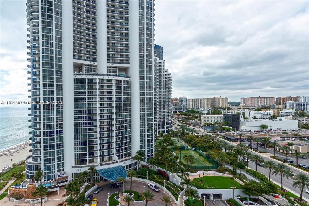 18201 collins 4209, Sunny Isles Beach, Floryda 33160, USA