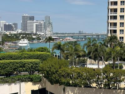 540 Brickell Key Dr 904, Miami, Florida 33131, USA