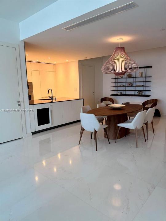 300 Biscayne Boulevard Way 5009, Miami, 佛羅里達州 33131, 美國