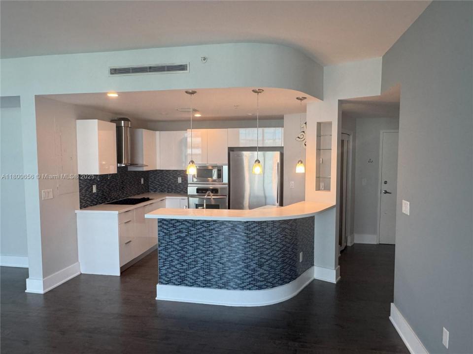 5970 Indian Creek Dr PH-3, Miami Beach, Florida 33140