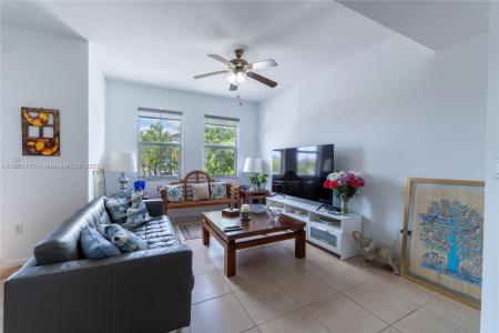 11002 NW 83rd St 213, Doral, Florida 33178, USA