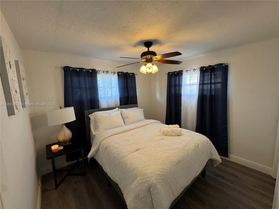 8540   NW 25   CT 1, Sunrise, Florida 33322, Estados Unidos