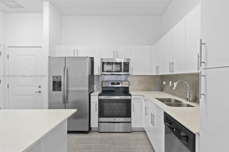 1776 POLK ST 803, Hollywood, Florida 33020, USA