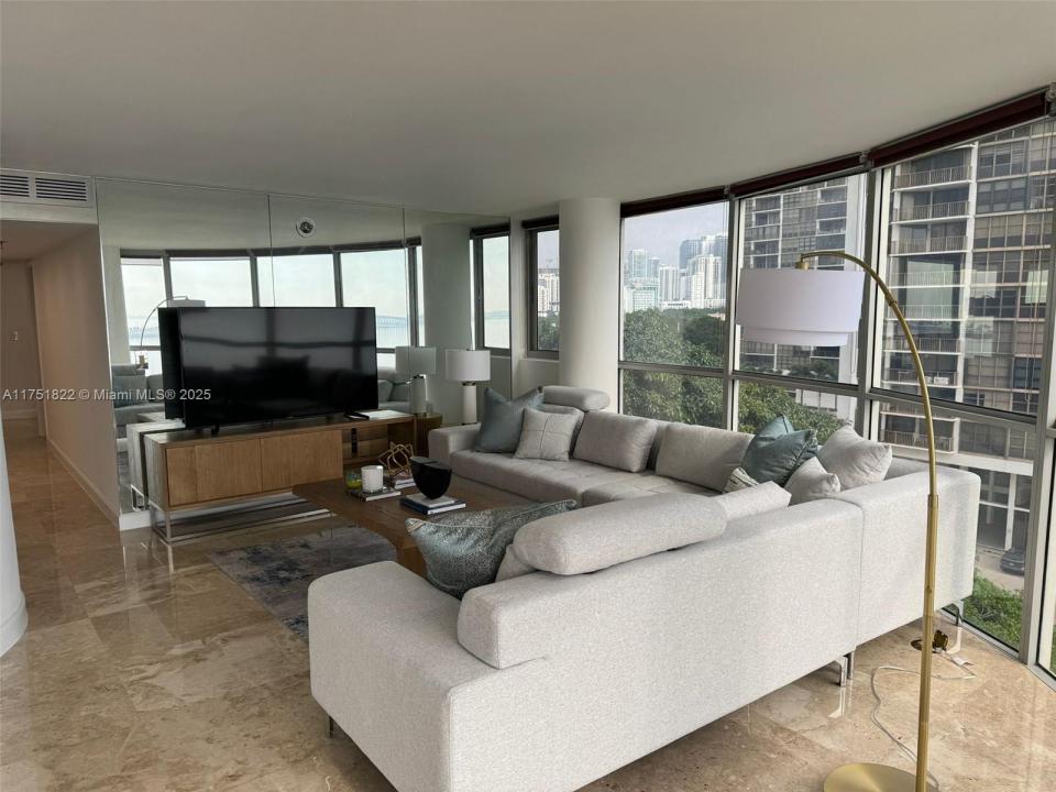 2025 Brickell Ave 901, Miami, 佛罗里达州 33129, 美国