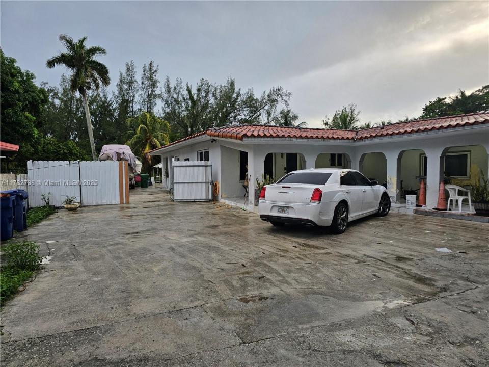 Miami, 佛羅里達州 33167, 美國