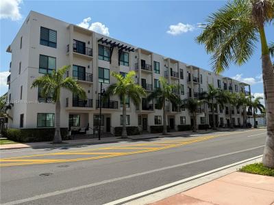 8167 NW 41st St E-409, Doral, Florida 33166, USA