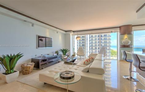 4775 Collins Ave 1201, Miami Beach, Florida 33140, USA