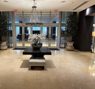 60 SW 13th St 2824, Miami, Florida 33130, USA