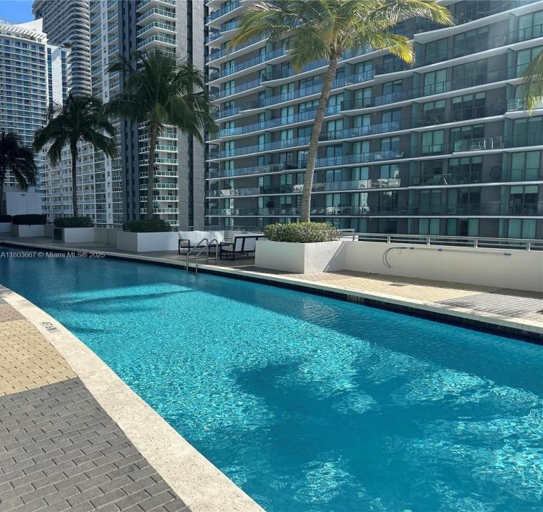 60 SW 13th St 2824, Miami, פלורידה 33130, ארצות הברית של אמריקה 