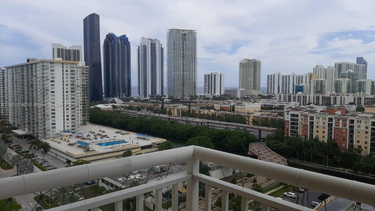 251 174th St 1711, Sunny Isles Beach, Floride 33160, États-Unis