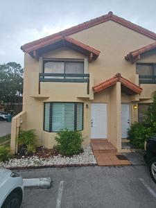 7870 SW 102nd Ln, Miami, Florida 33156, USA