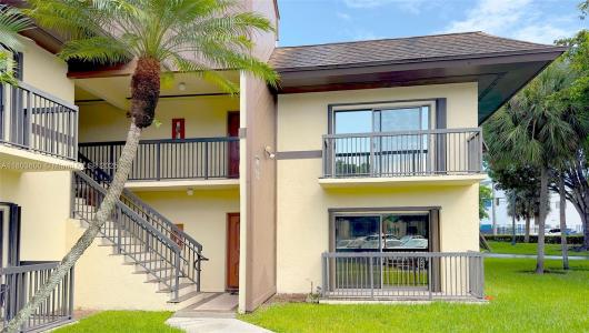 7915 SW 86th St 705, Miami, Florida 33143, USA